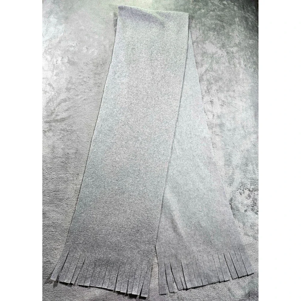 NWOT Winter Scarve Gray Sz 80ins by 11 1/2